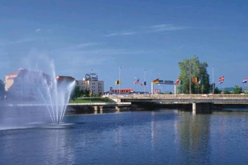 Le Central A - Tout Equipe - Centre-Ville Gare Montlucon Exterior photo